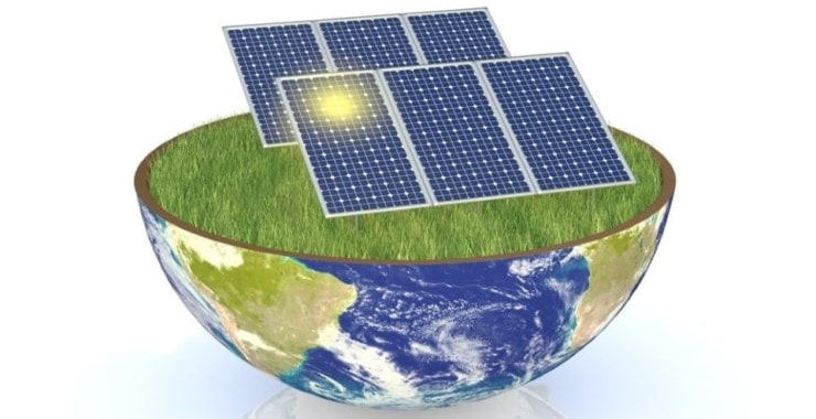 这两个太阳能电池板位于世界顶部。